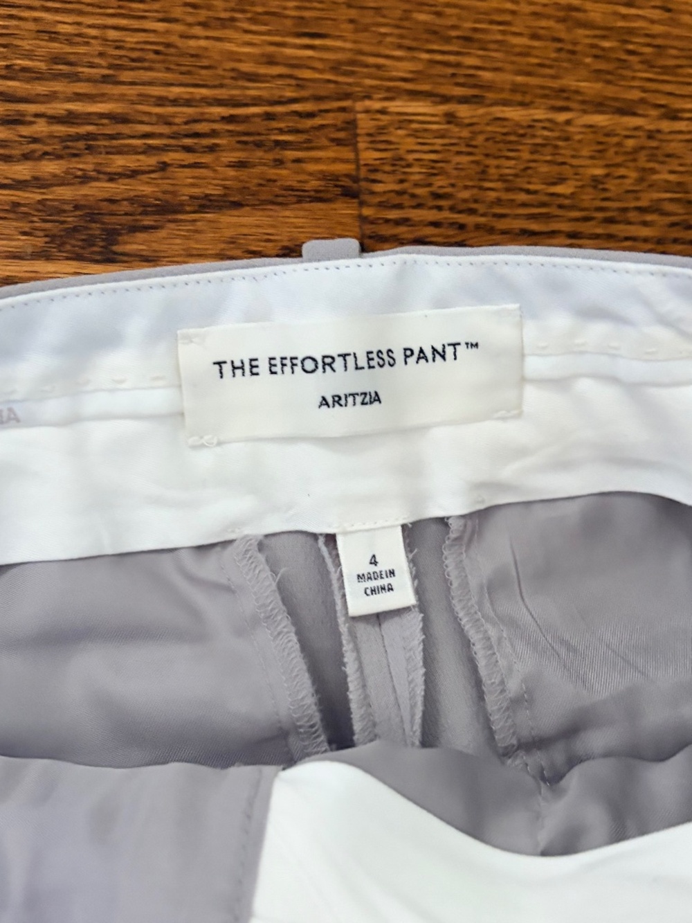 Aritzia The Effortless Pant - Light Gray and White